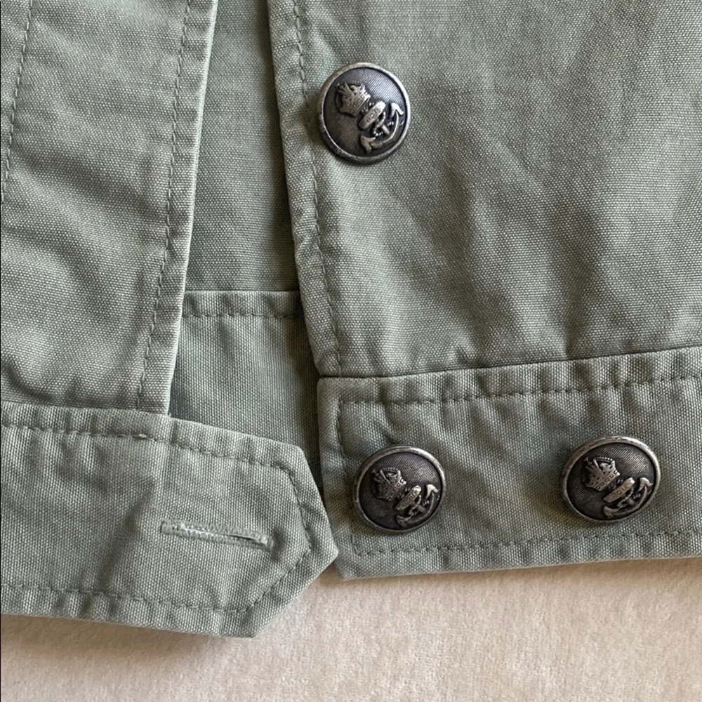 Olive Green Button-Up Jacket - Picture 5 of 10